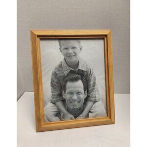 FETCO  Wood Frame for 8x10" Photo , Desk and Wall Mount